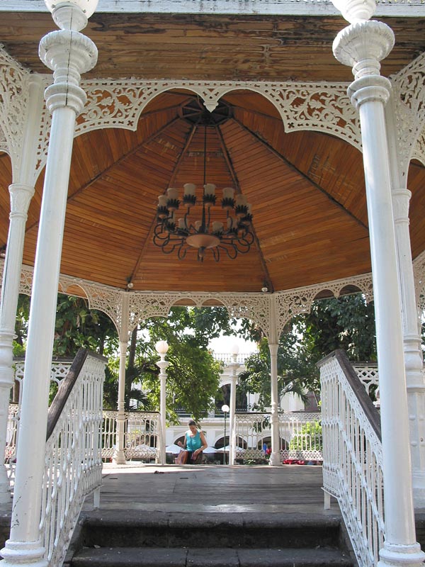 colima_zocalo_kiosko_4437
