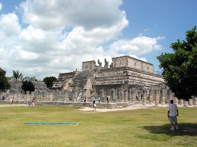 chchen-itza-0384