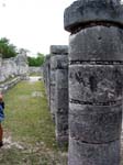 chchen-itza-pillars-0358
