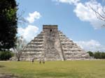 chchen-itza-pyramid-a-0381